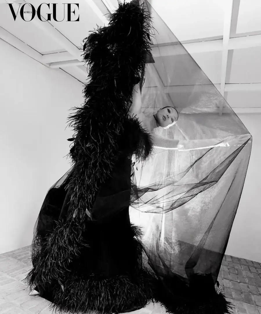 AG Vogue 1