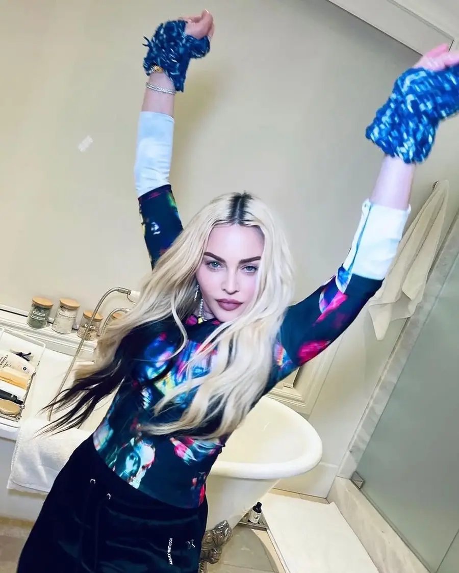 Madonna 0